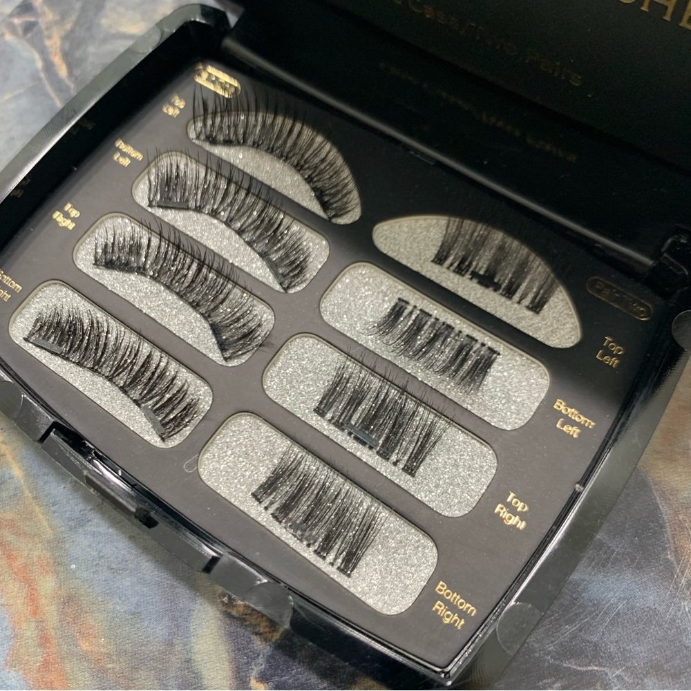2 pairs of magnetic eyelashes